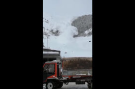 Szwajcarscy żołnierze kontra ogromna lawina śnieżna.